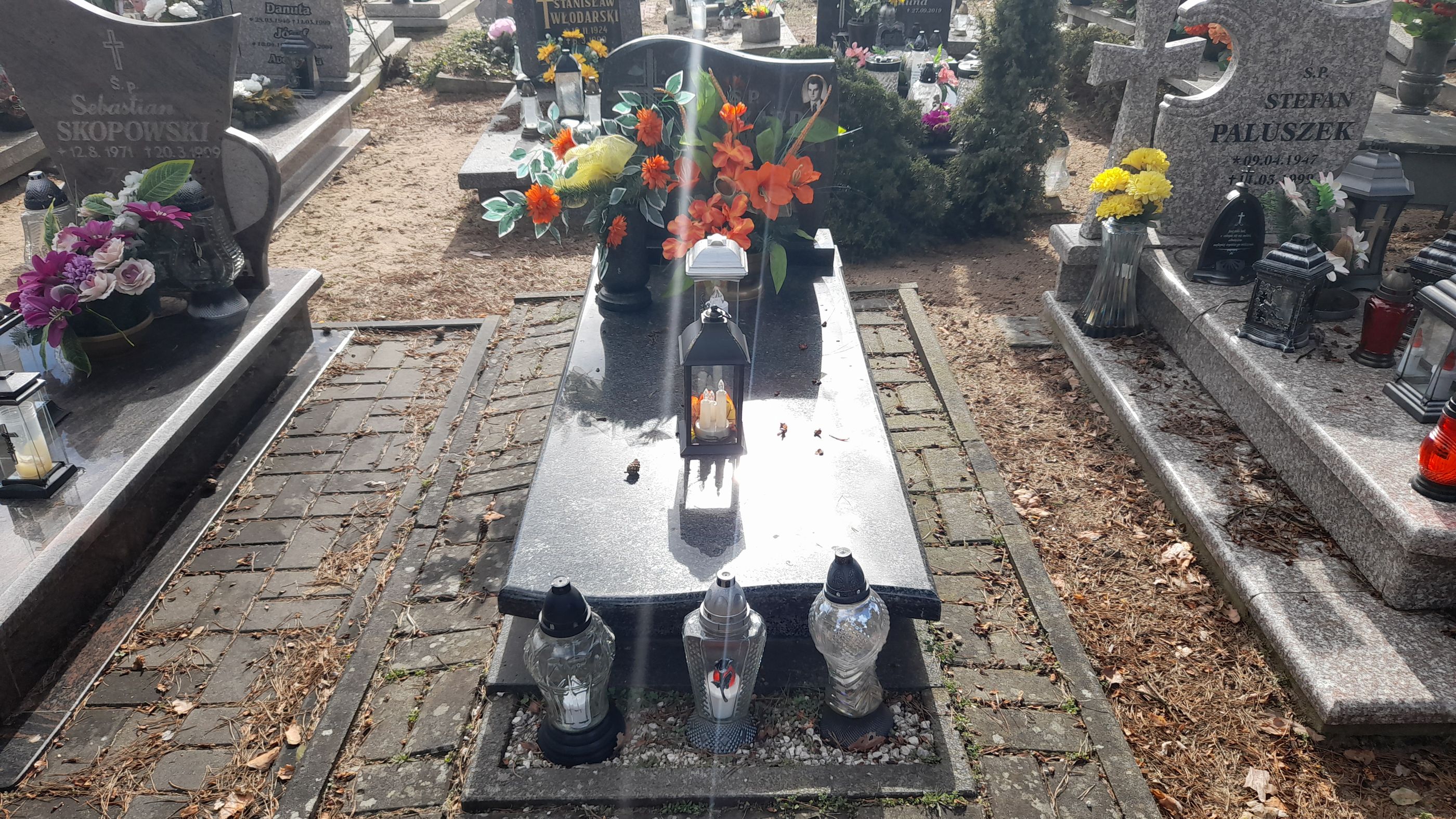 Grób Ryszard Mierzwiński