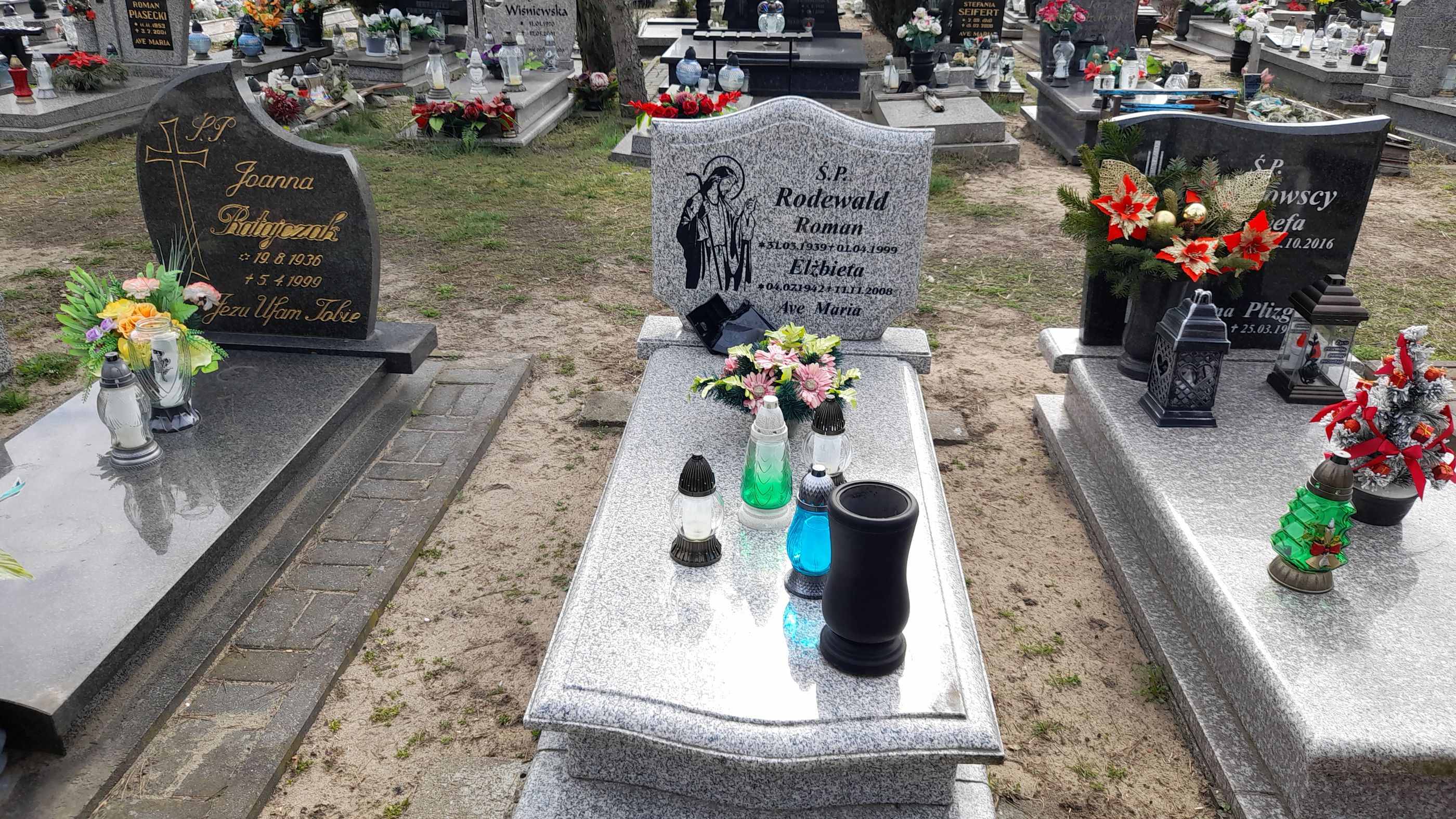 Grób Roman Rodewald