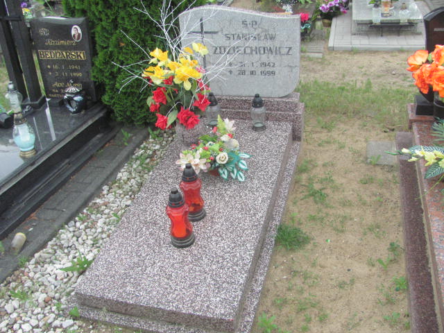 Grób Stanisław Zdziechowicz