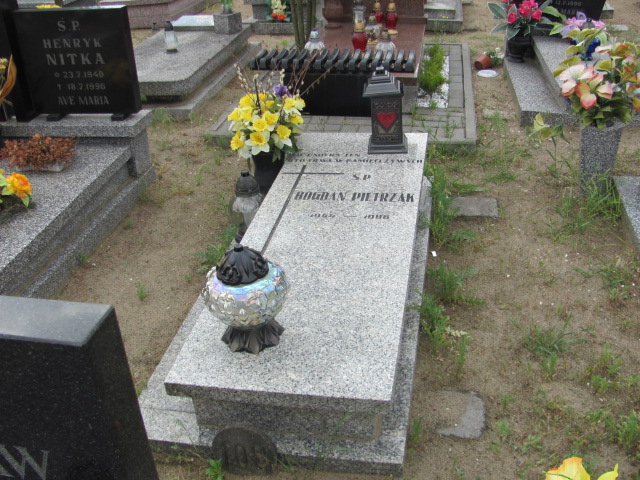 Grób Bogdan Pietrzak