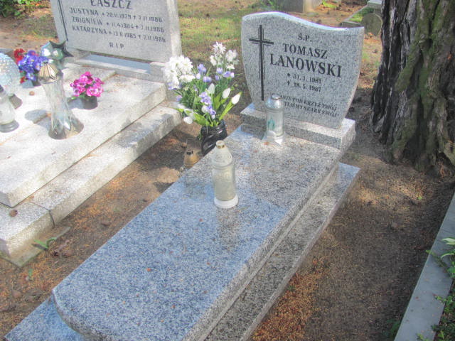 Grób Tomasz Lanowski