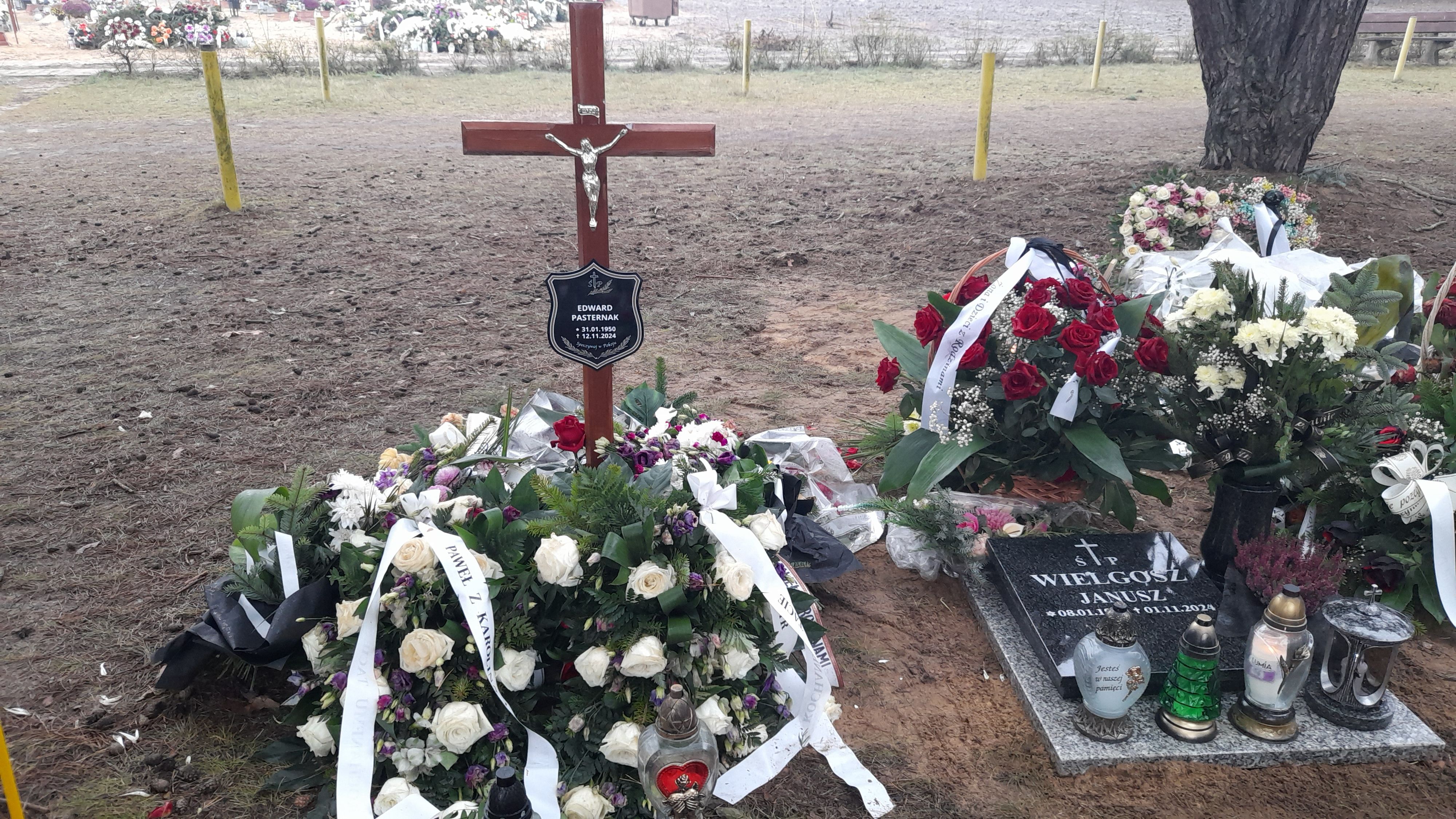 Grób Edward Pasternak