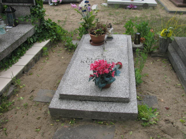 Grób Elżbieta Kuderska