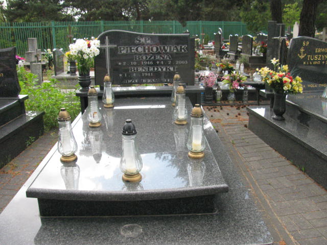 Grób Benedykt Piechowiak
