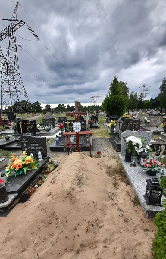 Grób Andrii Sukhariev
