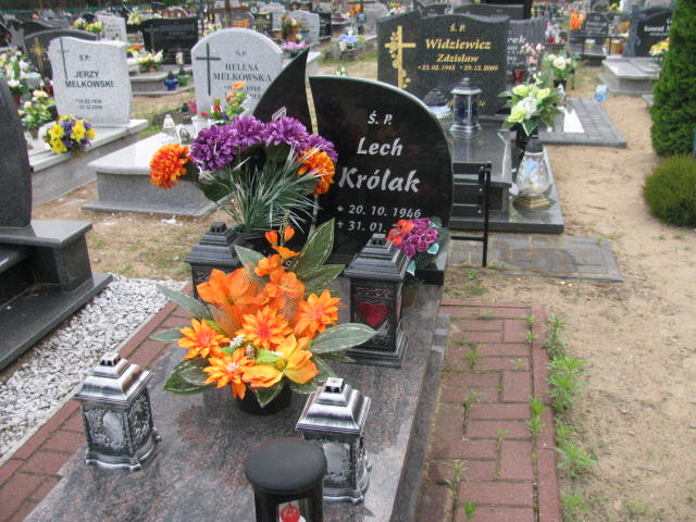 Grób Lech Królak