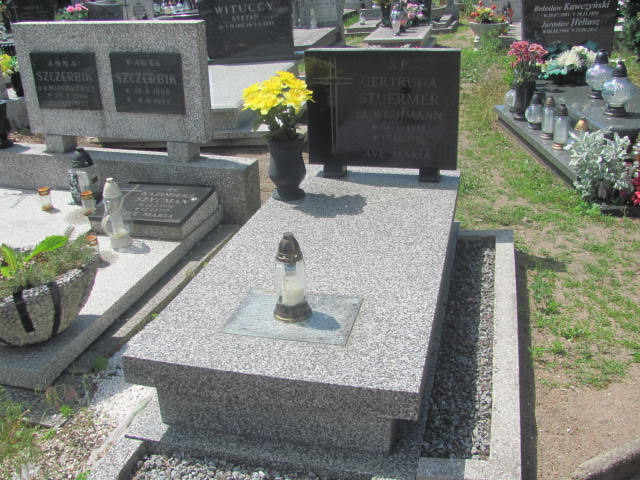 Grób Gertruda Stuermer