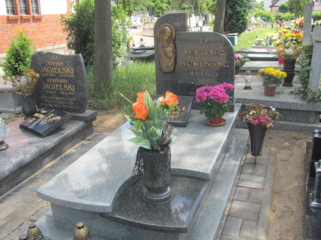 Grób Henryk Nowiński