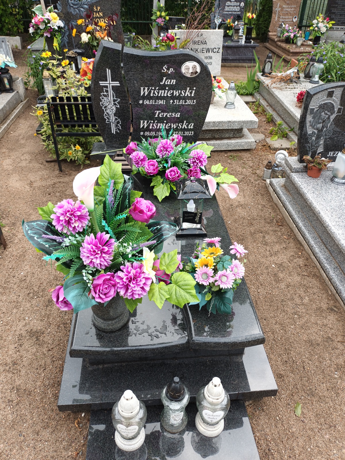 Grób Jan Wiśniewski