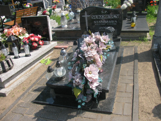 Grób Janusz Sukowski