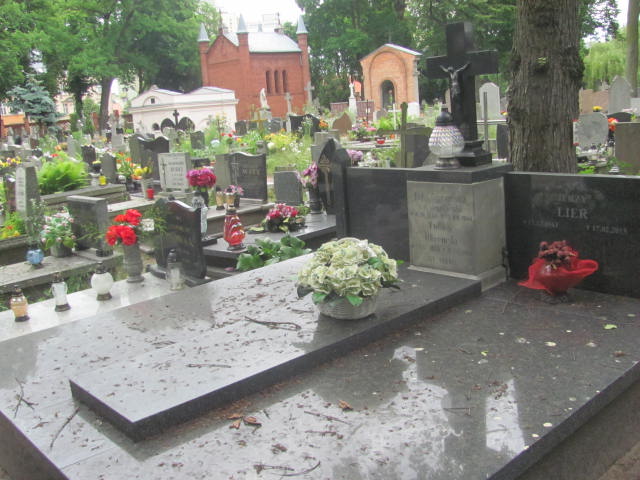 Grób Ewa Hundertmark Lier