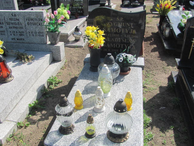 Grób Władysław Samotyja