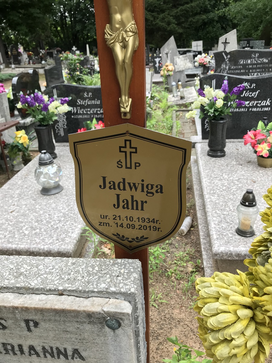 Grób Kazimierz Jahr
