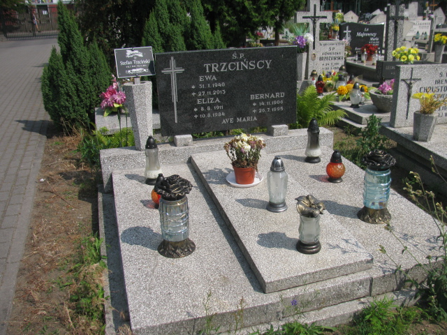 Grób Ewa Trzcińska